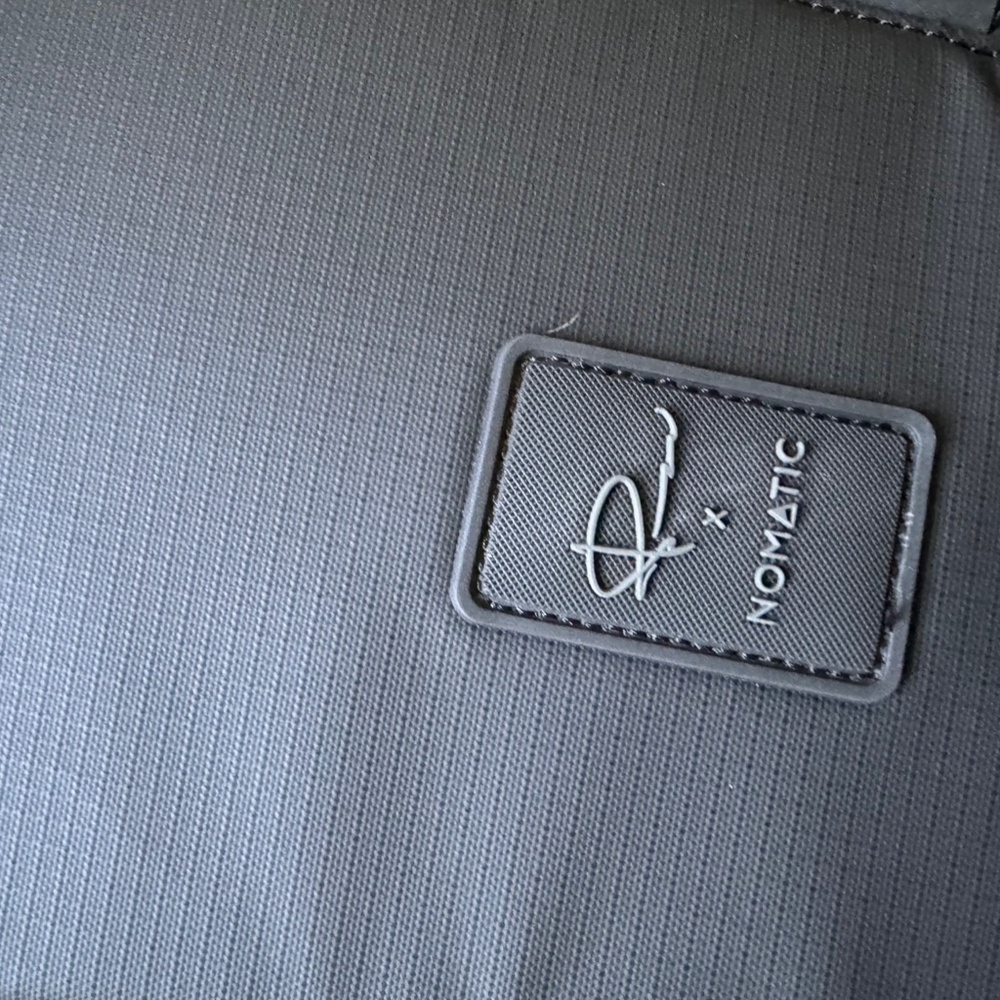 Peter Mckinnon X Nomadic Camera Backpack 25l - image 5